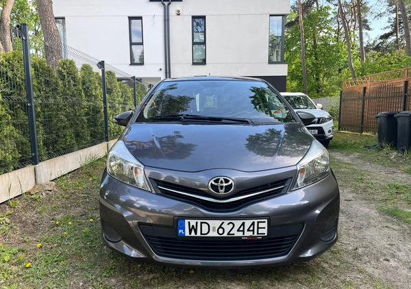 Toyota Yaris cena 22000 przebieg: 198000, rok produkcji 2012 z Warszawa małe 29